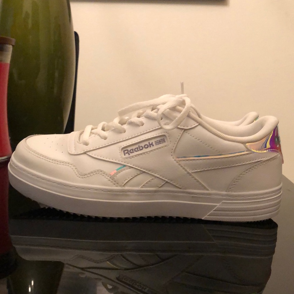 REEBOK CLASSIC CLUB MEMT BOLD 2 SNEAKERS WOMENS SIZE 8.5